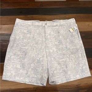 PGA Tour White and Gray Floral Hybrid Shorts